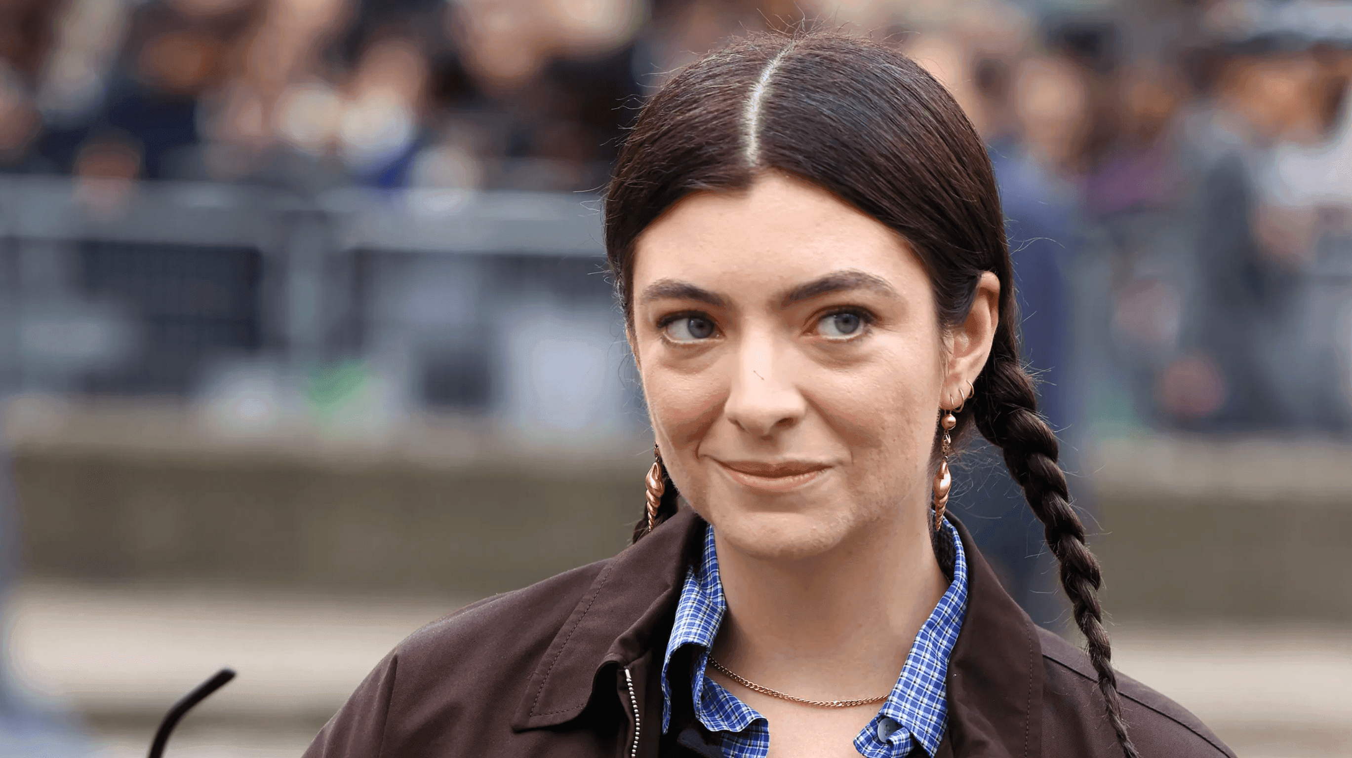 Lorde Revives Childhood Nightie as Spring-Summer 2025’s Coolest Fashion Trend