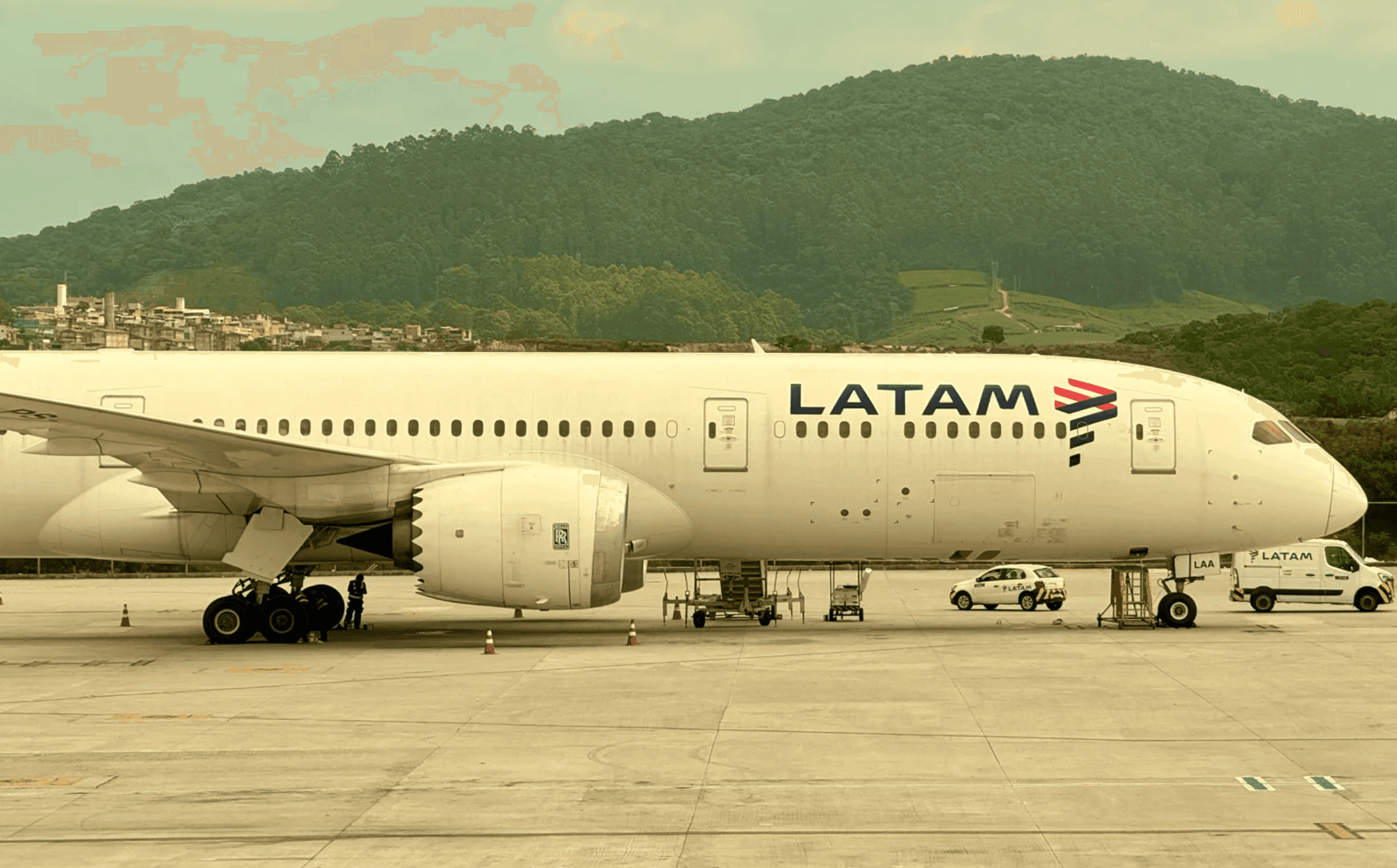 LATAM Restores Daily Miami–Buenos Aires Flights With 787