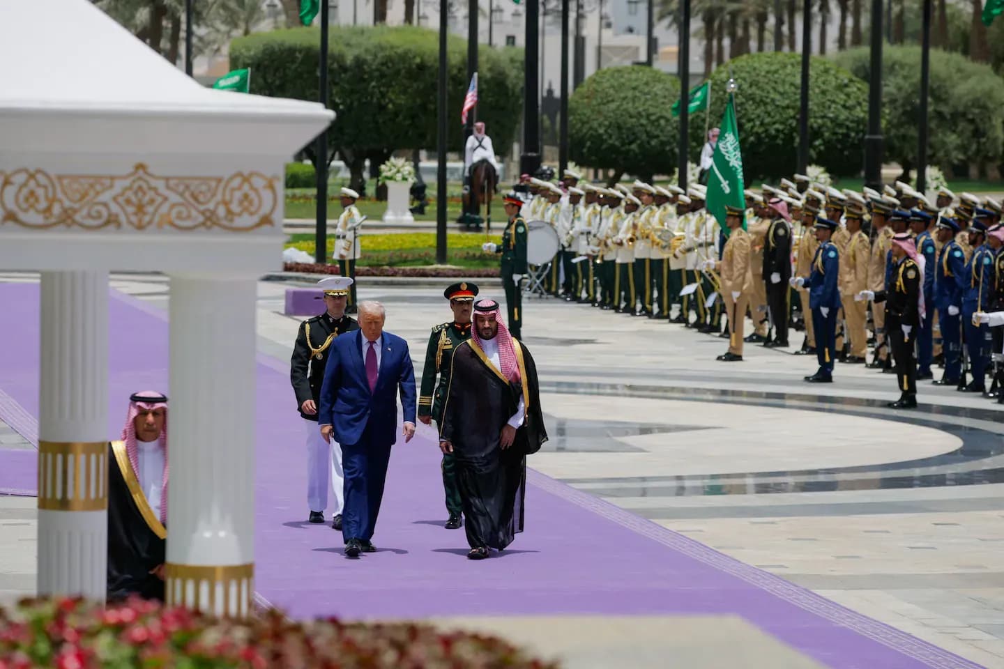 Trump ends Mideast trip with calls for Iran nuclear deal and Ukraine ceasefire