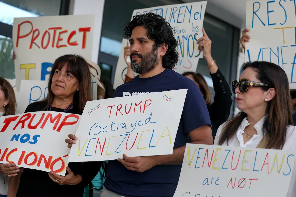 Supreme Court allows Trump to end TPS for Venezuelans amid legal fight